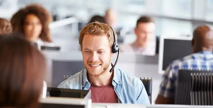 How CATI survey methodology works in telephone interviews